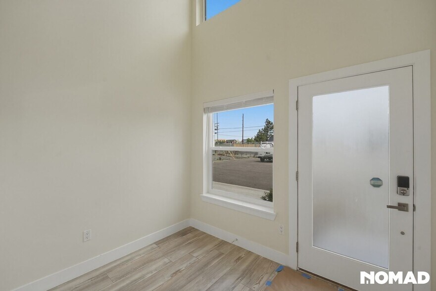 Building Photo - 3582 W 66th Ave