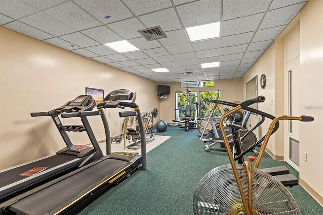 Building Photo - 30 Turner St