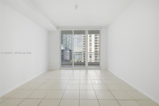 Building Photo - 801 Brickell Key Blvd