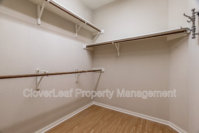 Building Photo - 9610 Rocksprings St