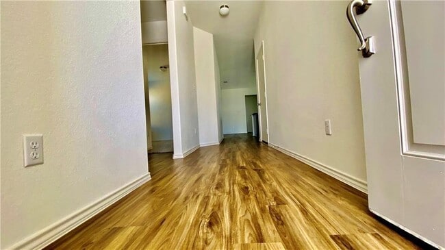 Building Photo - 21313 Wilmiller Ln