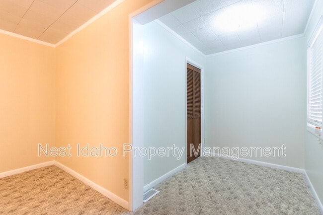 Building Photo - 1719 N 9th St