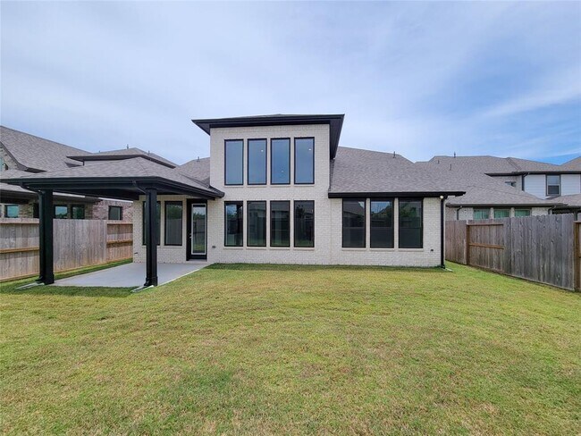 Building Photo - 18206 Summerland Lk Wy
