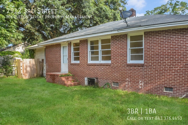 Building Photo - 2912 Third St