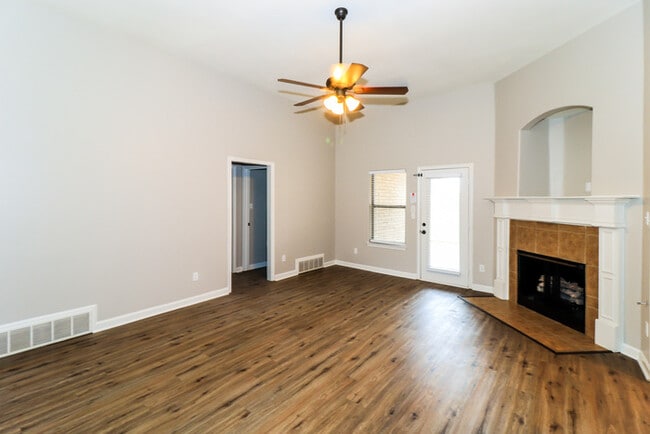 Building Photo - 240 Birch Springs Cove