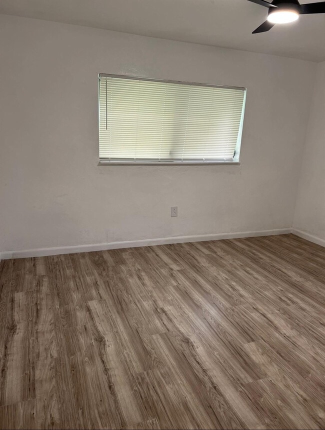 Building Photo - 6531 Sherman St