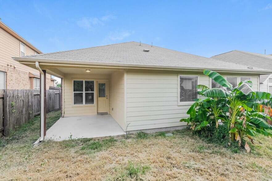 Building Photo - 232 Strawberry Blonde Dr