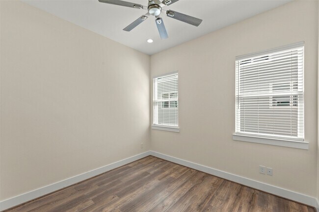 Building Photo - 1802 Napa Creek Ln