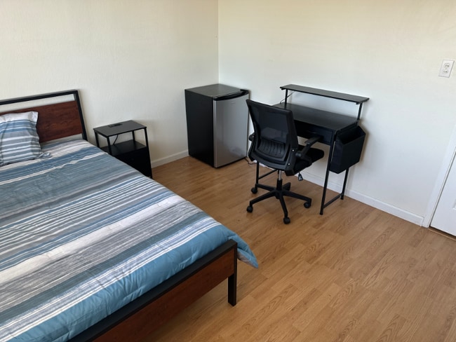 Building Photo - 412 Rosemont Dr