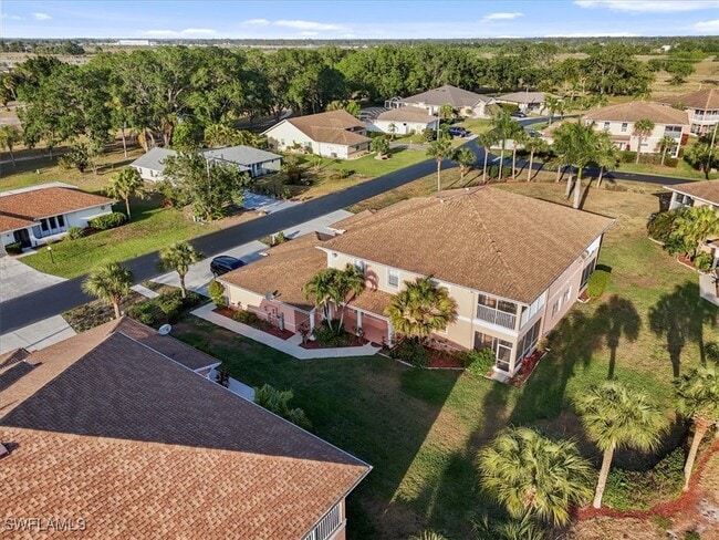 Building Photo - 20012 Lake Vista Cir N