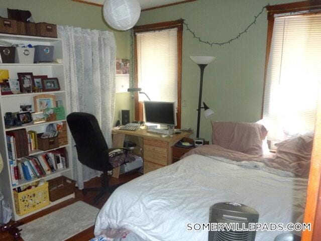 Building Photo - 243 Summer St