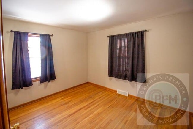 Building Photo - Newly listed 3Bd/1Ba House | Near Midtown: Modern Touches!
