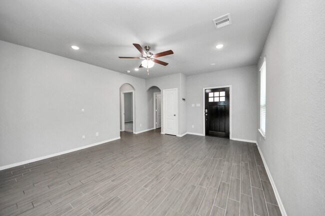 Building Photo - 31538 Eldorado Ln