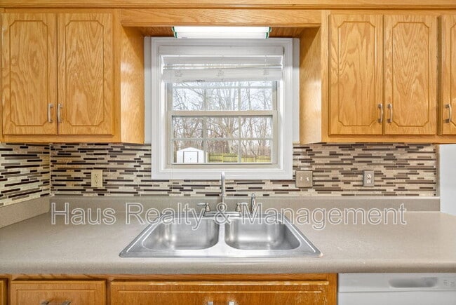 Building Photo - 3257 Veranda Cir