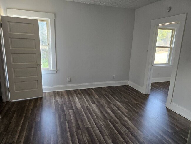 Building Photo - 8323 Medina Ave