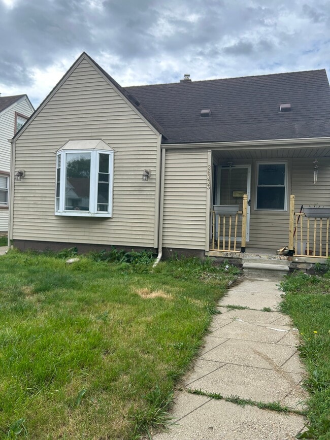Building Photo - 26333 Eton Ave