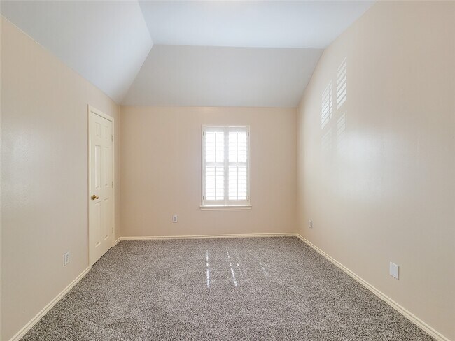 Building Photo - 4106 Creek Ridge Ln