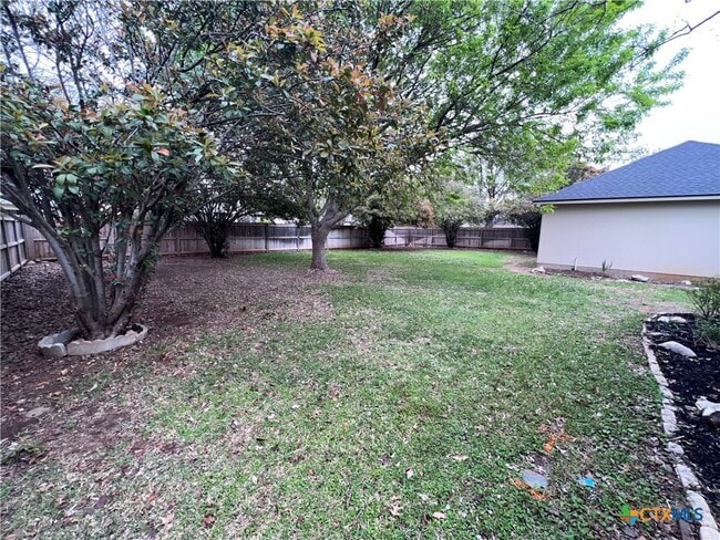 Building Photo - 1734 Oak Forest Dr