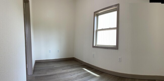 Building Photo - 2313 Vineyard Creek Rd