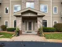 Building Photo - 13070 W Bluemound Rd