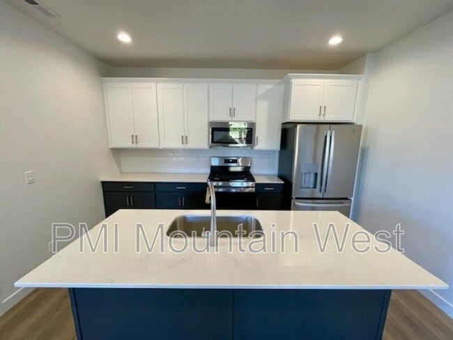 Building Photo - 1386 Copper Sky Dr