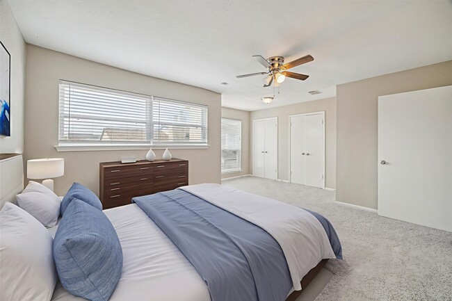 Building Photo - 10311 Richmond Hill Dr