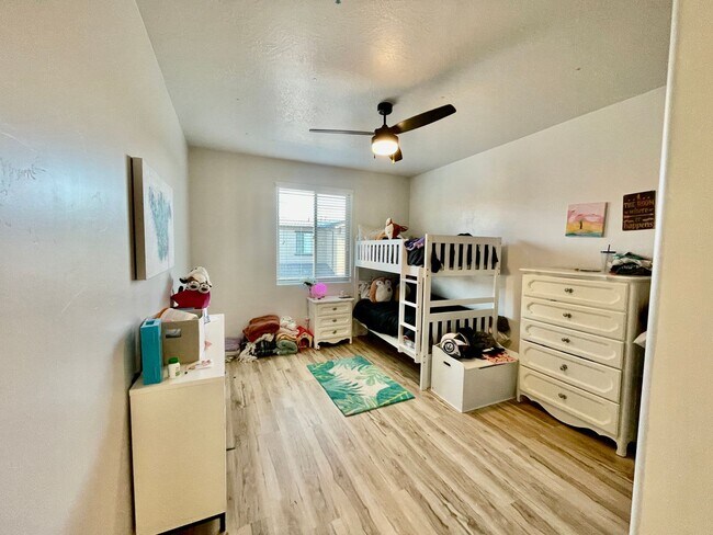 Building Photo - Beautiful Four-Bedroom Luxury Sage Villas Townhome in Ivins