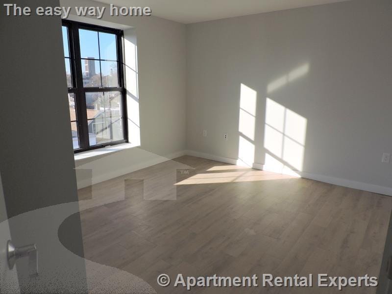 Building Photo - 10 Soden St