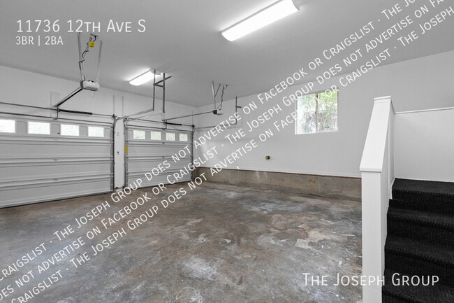 Building Photo - 11736 12th Ave S