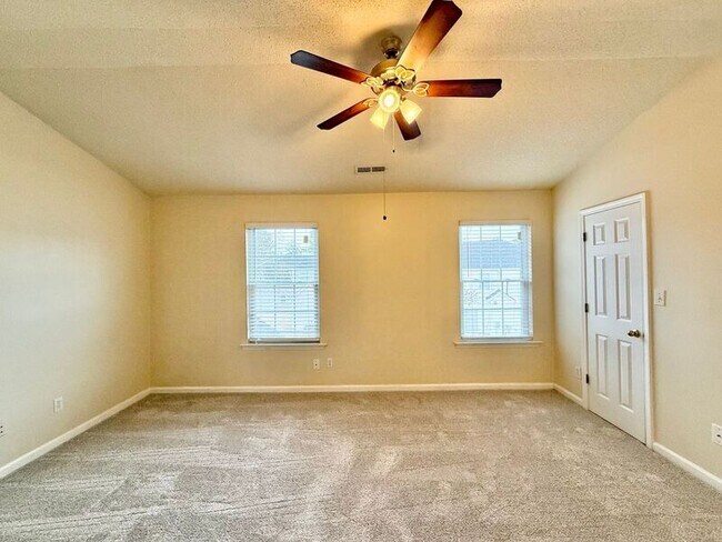 Building Photo - 8002 Neches Ln