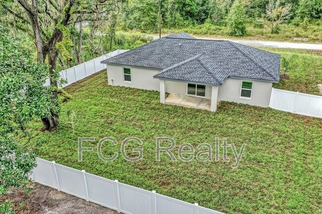 Building Photo - 4 Locust Drive Trail