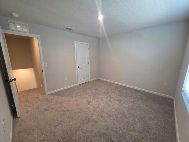 Building Photo - 1210 Port Blue Wy