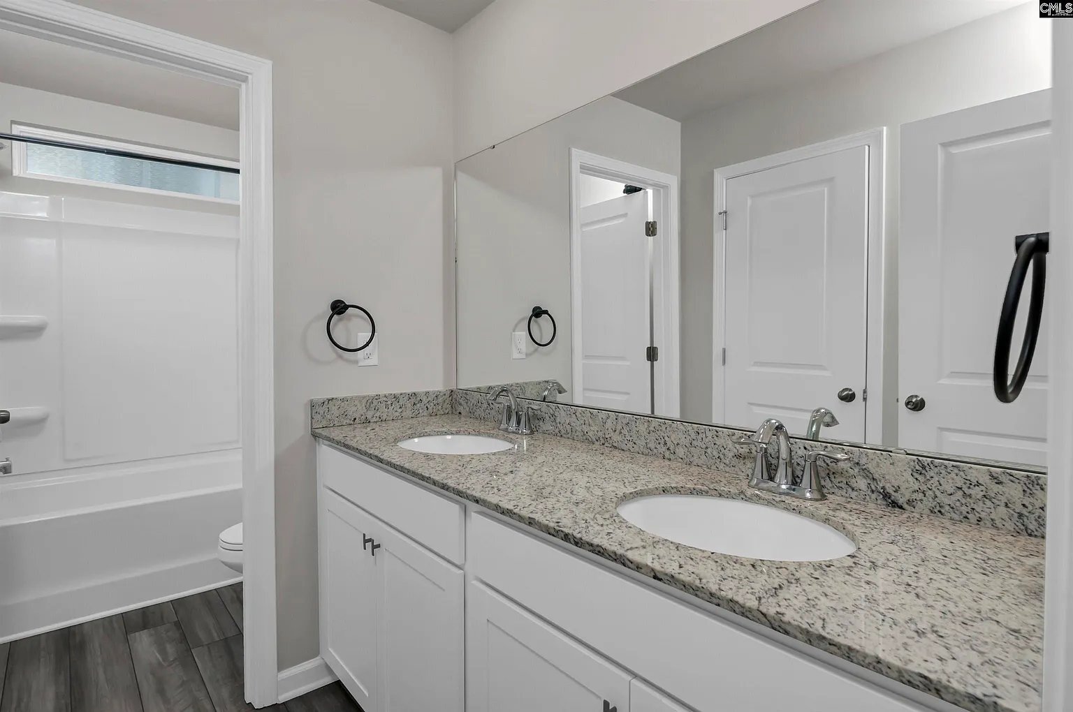 Building Photo - 401 Bosque Cir