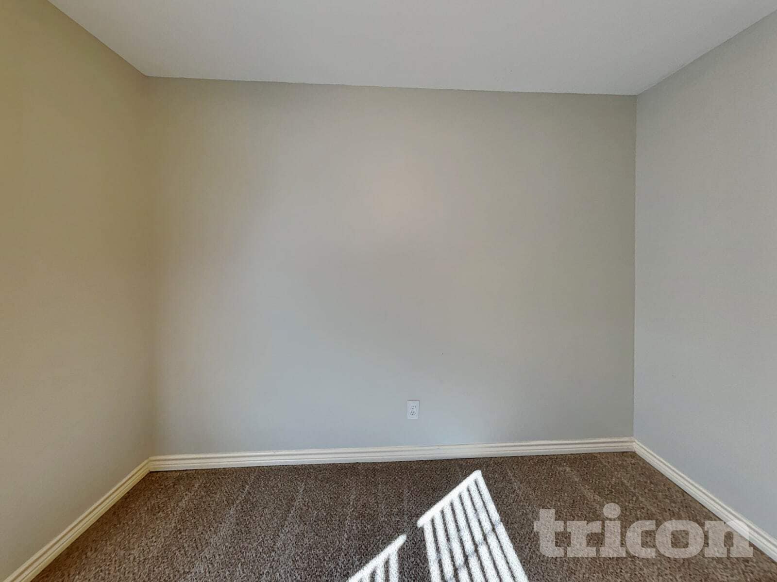 Building Photo - 185 Trout St