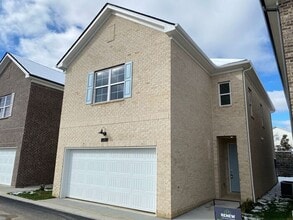 Building Photo - New House Near Nashboro Village - Close to Airport & Lake!