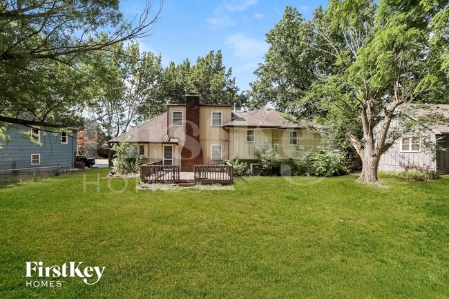 Building Photo - 11806 E 62nd Terrace