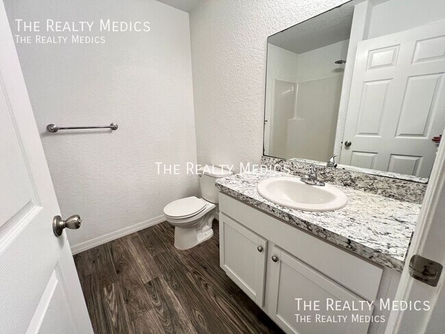 Building Photo - 3152 SW 151st Ave