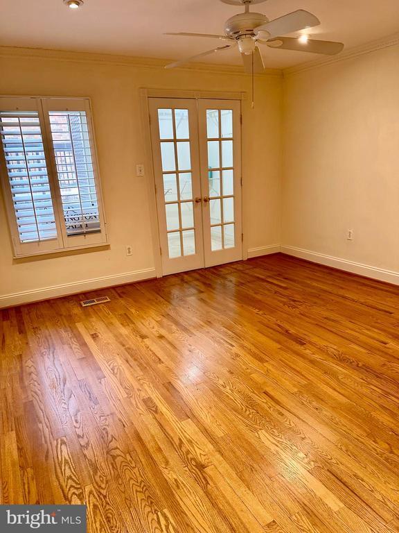 Building Photo - 1741 S Hayes St