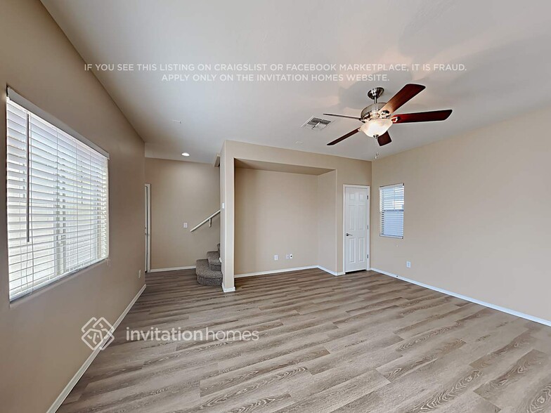 Building Photo - 14087 W Country Gables Dr