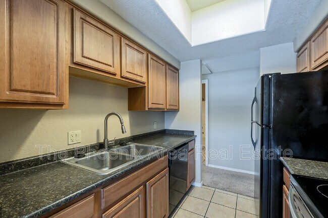 Building Photo - 3434 E Baseline Rd