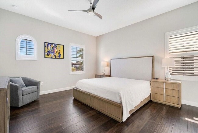 Building Photo - 8449 Via Vittoria Way