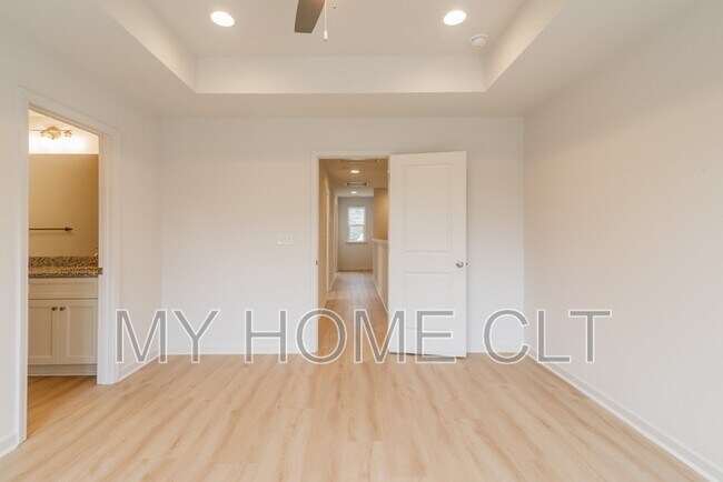 Building Photo - 2719 Capitol Dr