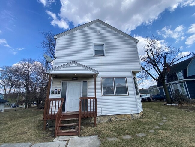 Primary Photo - 2409 S Calhoun St