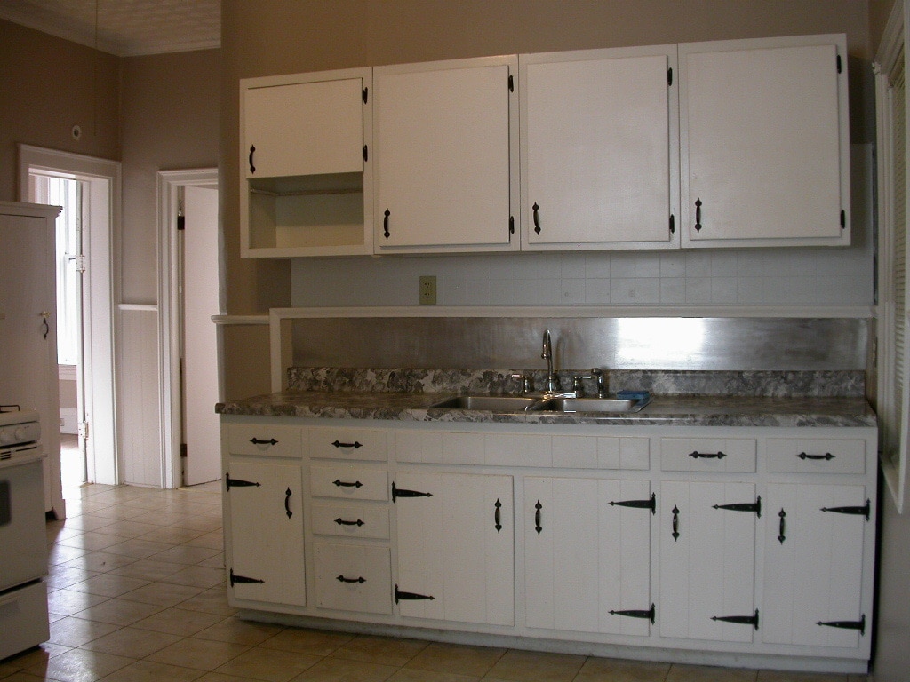 Building Photo - 110 Stone St