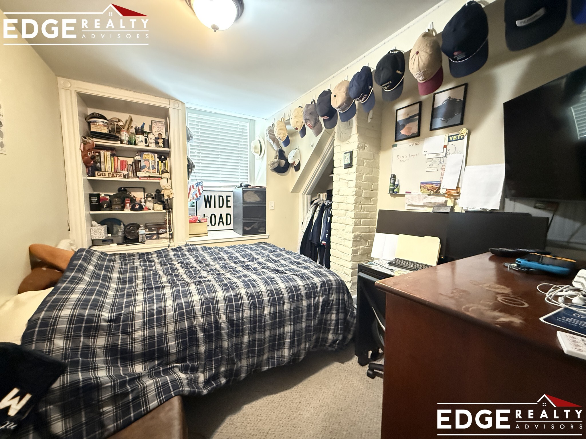 Building Photo - 91 Surrey St