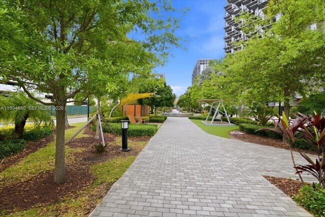 Building Photo - 5300 Paseo Blvd