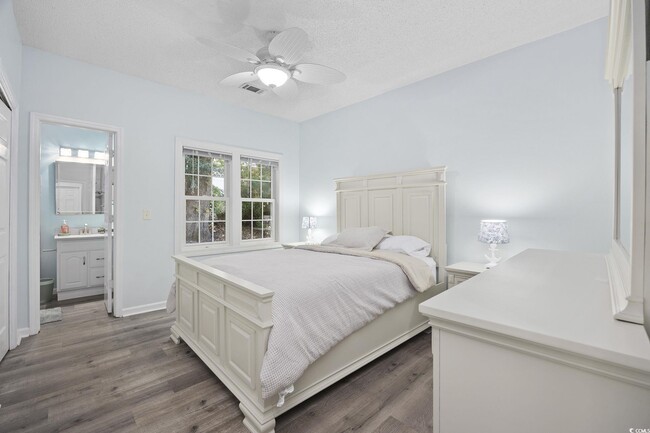 Building Photo - 9580 Maison Ct