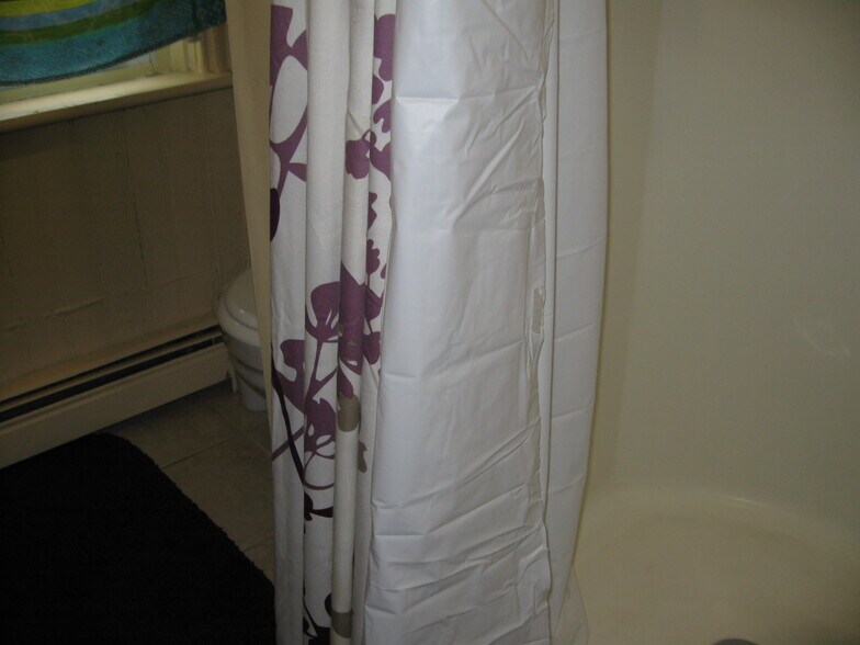 Building Photo - 195 Lippitt St