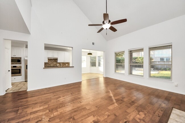 Building Photo - 3014 Northshire Ct