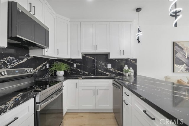 Building Photo - 2117 W Clark Ave
